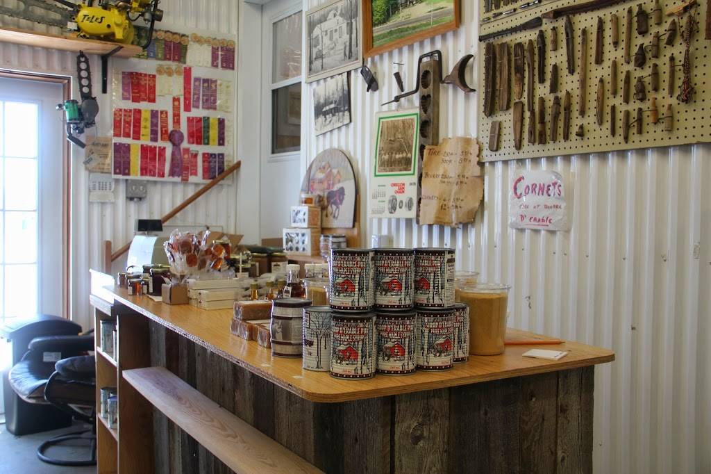 Érablière chez Angelo & Anita | restaurant | 1631 Chemin Saint-Georges route 153, Sainte-Thècle, QC G0X 3G0, Canada | 4182892348 OR +1 418-289-2348