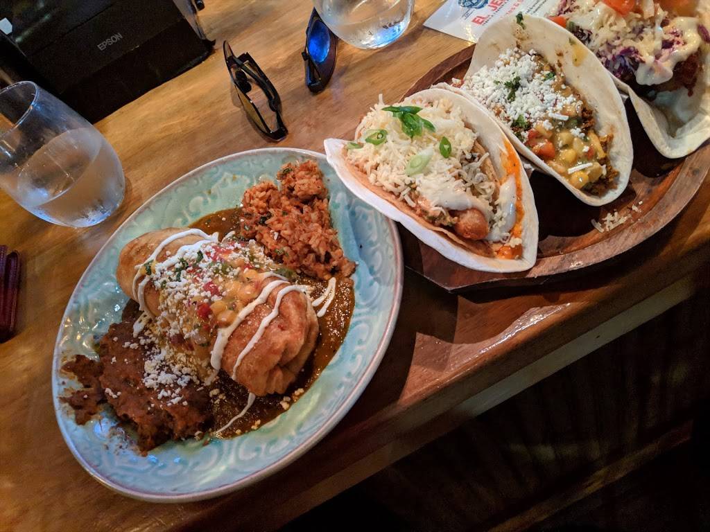 El Jefe | restaurant | 66 Lakeshore Rd E, Mississauga, ON L5G 1E1, Canada | 9059905200 OR +1 905-990-5200