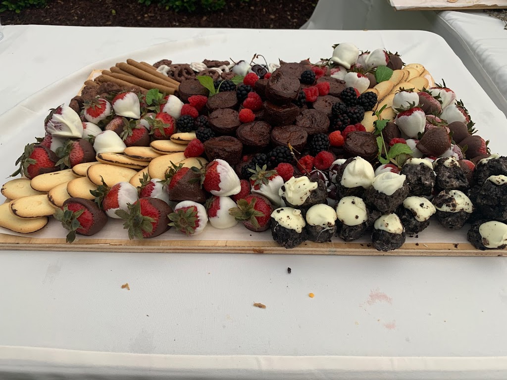 Boundless Boards | restaurant | 4107 Oleander Dr UNIT J, Wilmington, NC 28403, USA | 9105414155 OR +1 910-541-4155