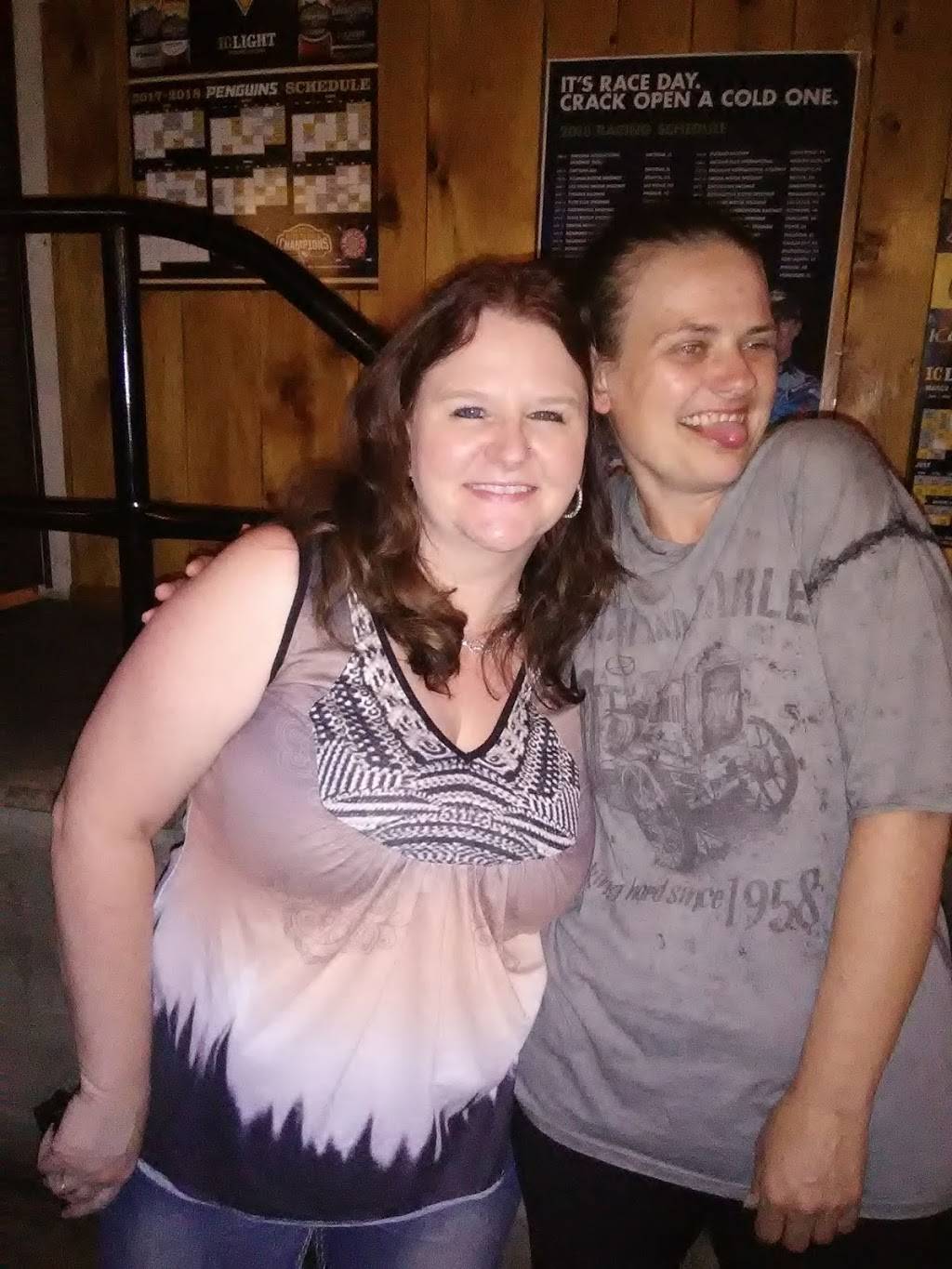 Moss Creek Bar & Grill | restaurant | 1036 Moss Creek Rd, Northern Cambria, PA 15714, USA | 8149484595 OR +1 814-948-4595