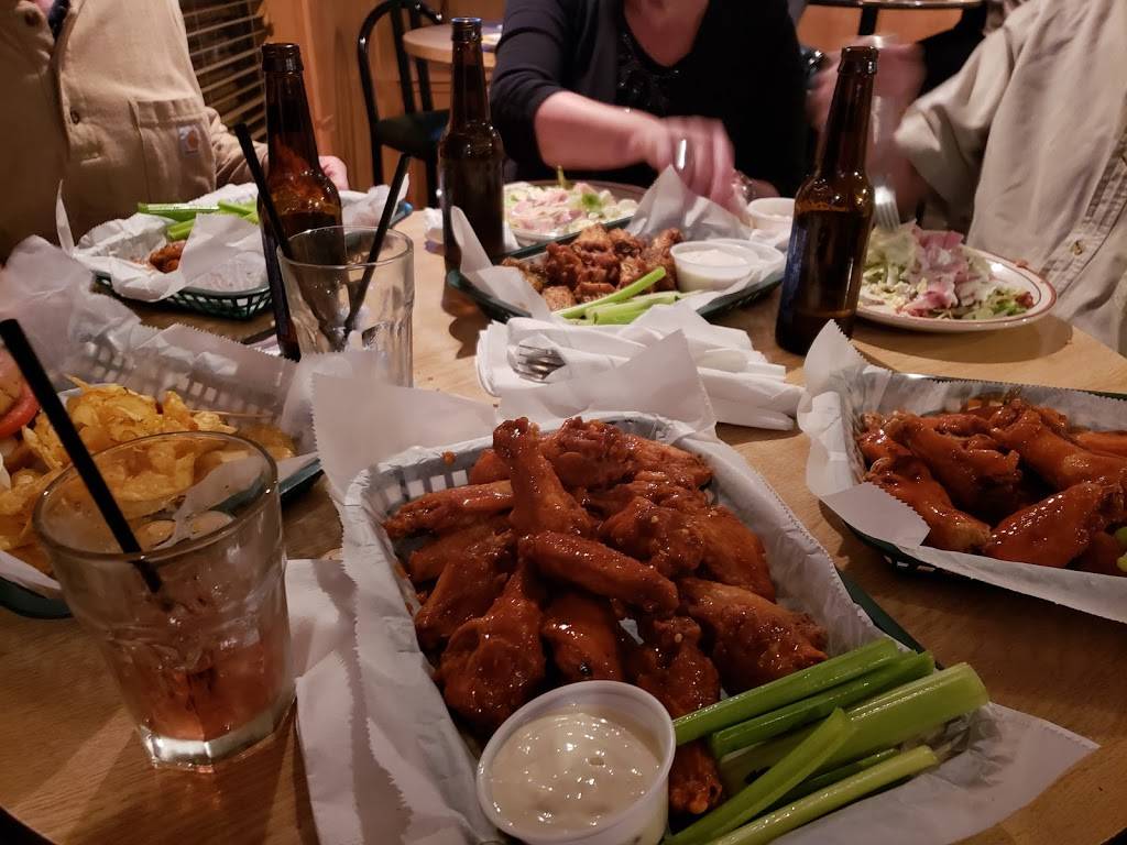 The Tower Bar & Grill | restaurant | 2403 W State Blvd, Fort Wayne, IN 46808, USA | 2604366310 OR +1 260-436-6310