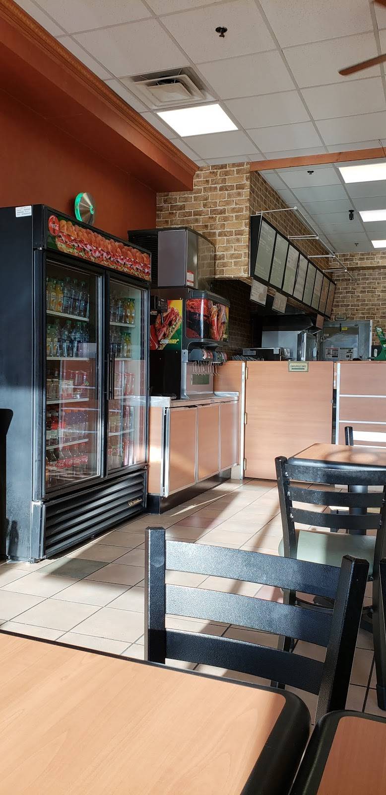 Subway Restaurants | restaurant | 132-40 Metropolitan Ave, Richmond Hill, NY 11418, USA | 7185269800 OR +1 718-526-9800