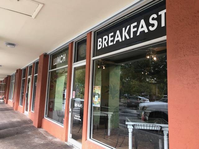 Christinas Breakfast & Lunch Restaurant | restaurant | 263 NE 2nd Ave, Delray Beach, FL 33444, USA | 5612783200 OR +1 561-278-3200