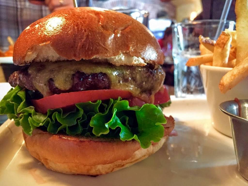 Winberies Restaurant & Bar | restaurant | 1 Palmer Square, Princeton, NJ 08542, USA | 6099210700 OR +1 609-921-0700