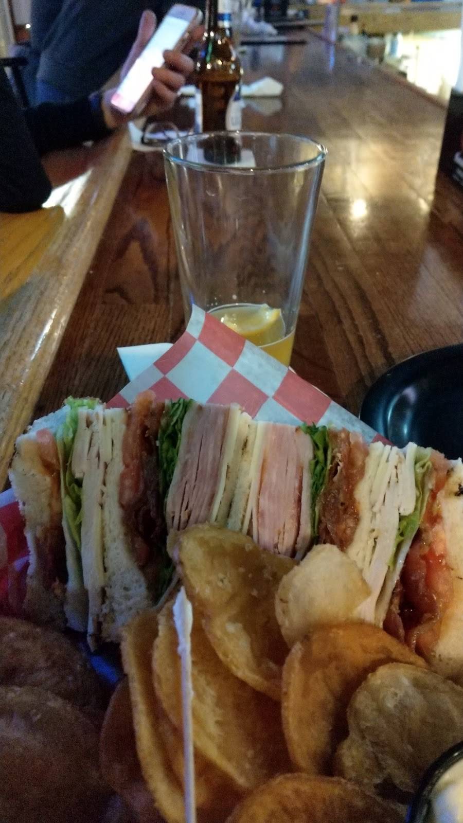 Pennsbury Pub & Grille | restaurant | 1049 Pennsbury Blvd N, Pittsburgh, PA 15205, USA | 4124291185 OR +1 412-429-1185