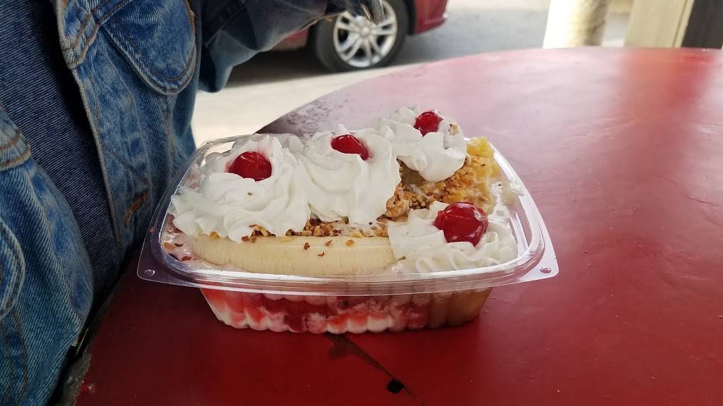 East End Double Dip | restaurant | 451 E Main St, Peru, IN 46970, USA | 7654723436 OR +1 765-472-3436