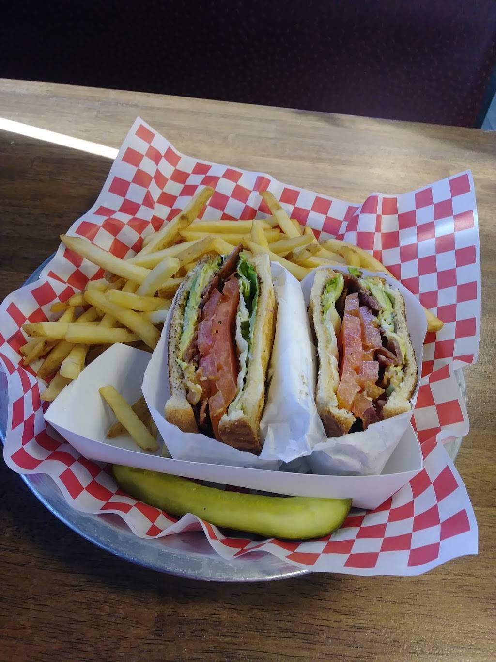 Angelos Burgers | restaurant | 22380 Cactus Ave, Moreno Valley, CA 92553, USA | 9516974433 OR +1 951-697-4433