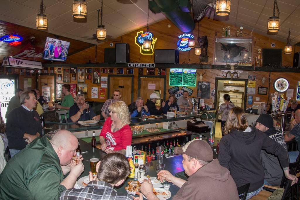 The Wood Shed Bar and Grill | restaurant | 2895 County Rd II, Neenah, WI 54956, USA | 9207296003 OR +1 920-729-6003