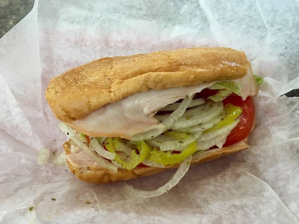 Fox Den | restaurant | 790 TN-107, Del Rio, TN 37727, USA | 4234872945 OR +1 423-487-2945