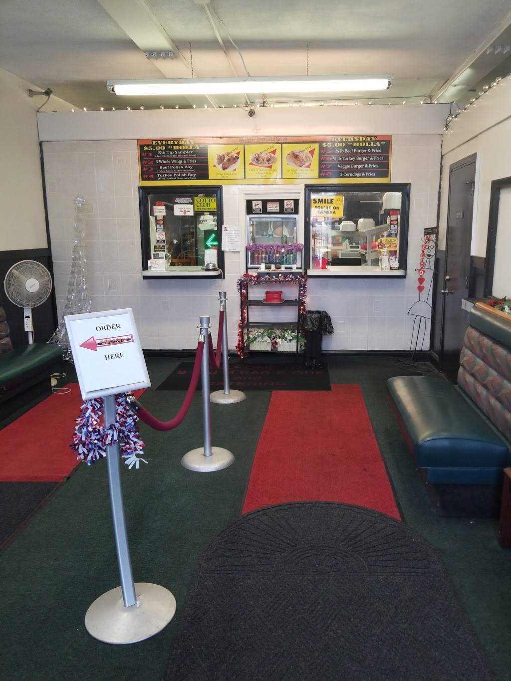 B & M Barbeque | restaurant | 12626 Bellaire Rd, Cleveland, OH 44135, USA | 2169417427 OR +1 216-941-7427