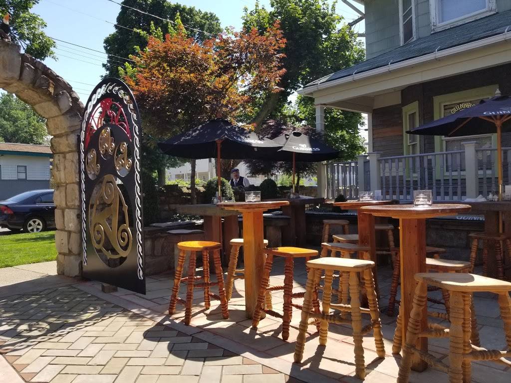 Stone Mad Pub | restaurant | 1306 W 65th St, Cleveland, OH 44102, USA | 2162816500 OR +1 216-281-6500