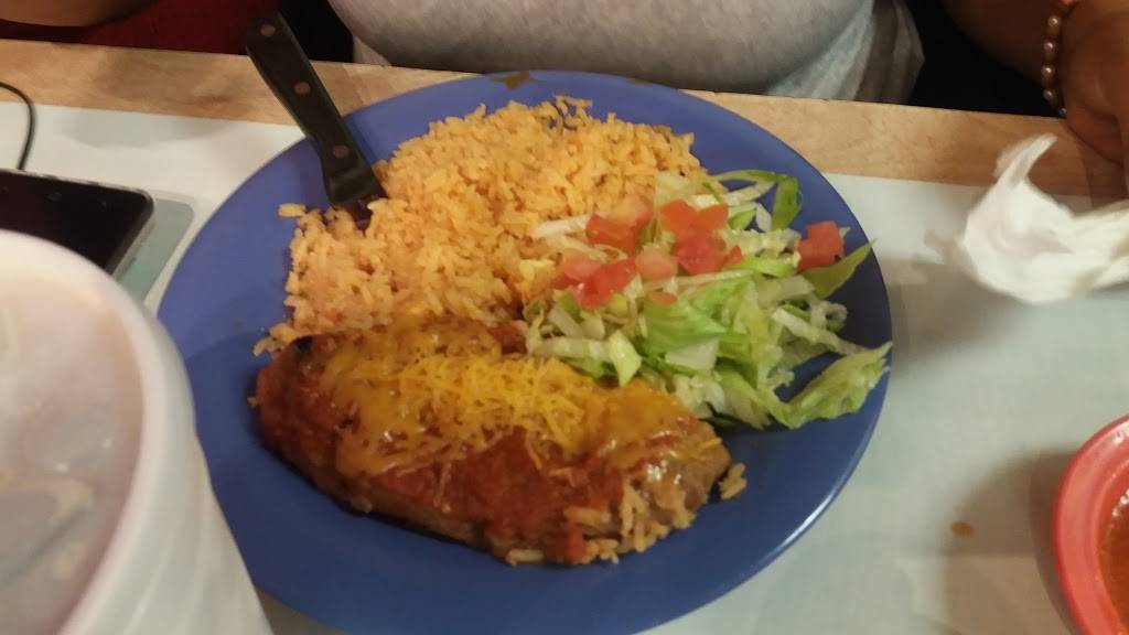 La Morenita Restaurant #2 | restaurant | 3313 S Gevers St, San Antonio, TX 78210, USA | 2105322325 OR +1 210-532-2325