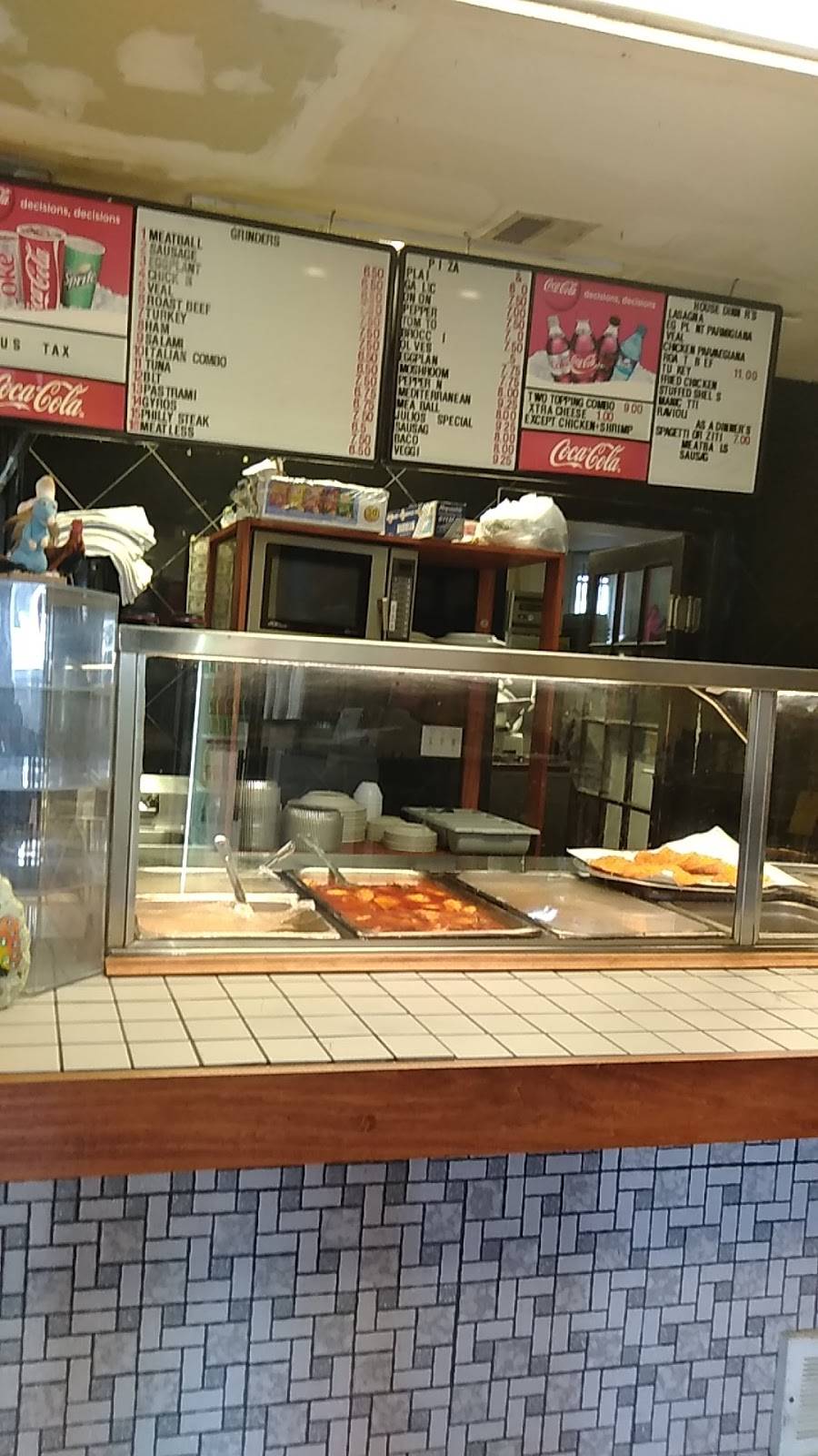 Julios Famous Pizza | meal delivery | 538 Park Ave, Bridgeport, CT 06604, USA | 2033339361 OR +1 203-333-9361