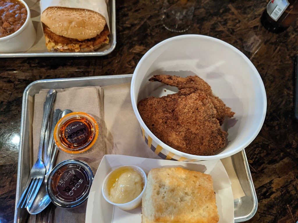 The Cross-Eyed Cricket Watering Hole | restaurant | 20565 NE Brinson Blvd, Bend, OR 97701, USA | 5413824270 OR +1 541-382-4270