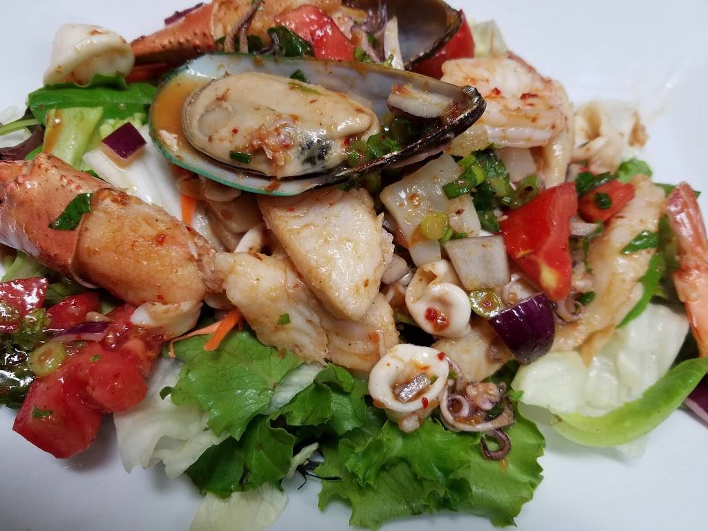 Lucky Thai Cuisine | restaurant | 1141 S Seaward Ave, Ventura, CA 93001, USA | 8054444563 OR +1 805-444-4563