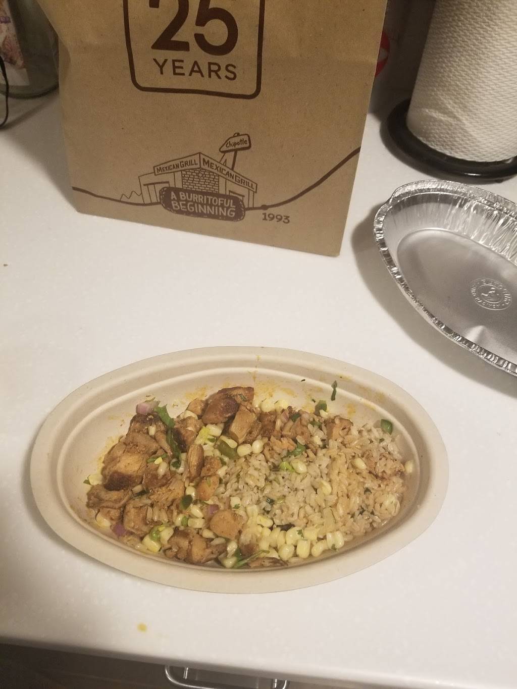 Chipotle Mexican Grill | restaurant | 745 Colorado Blvd Ste A, Denver, CO 80206, USA | 3033332121 OR +1 303-333-2121