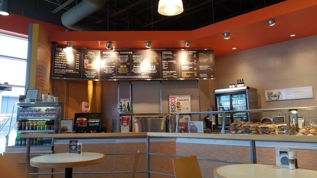 South St. Burger | restaurant | 421 Bryne Dr, Barrie, ON L4N 6C8, Canada | 7057970835 OR +1 705-797-0835