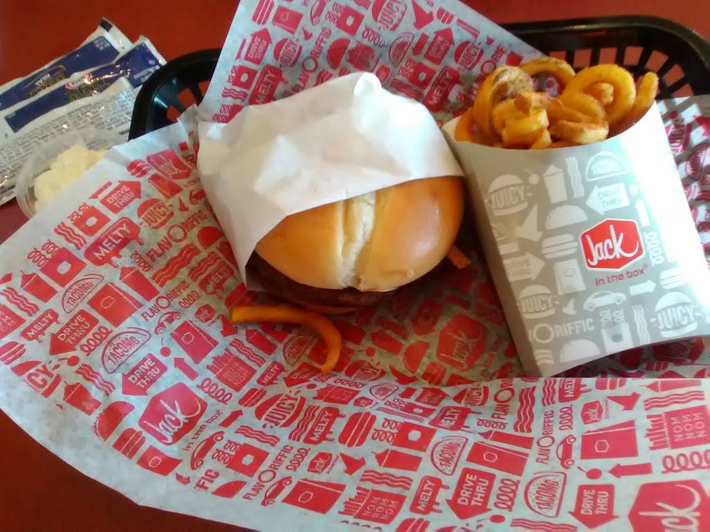 Jack in the Box | restaurant | 808 N, MO-7, Blue Springs, MO 64014, USA | 8162203180 OR +1 816-220-3180