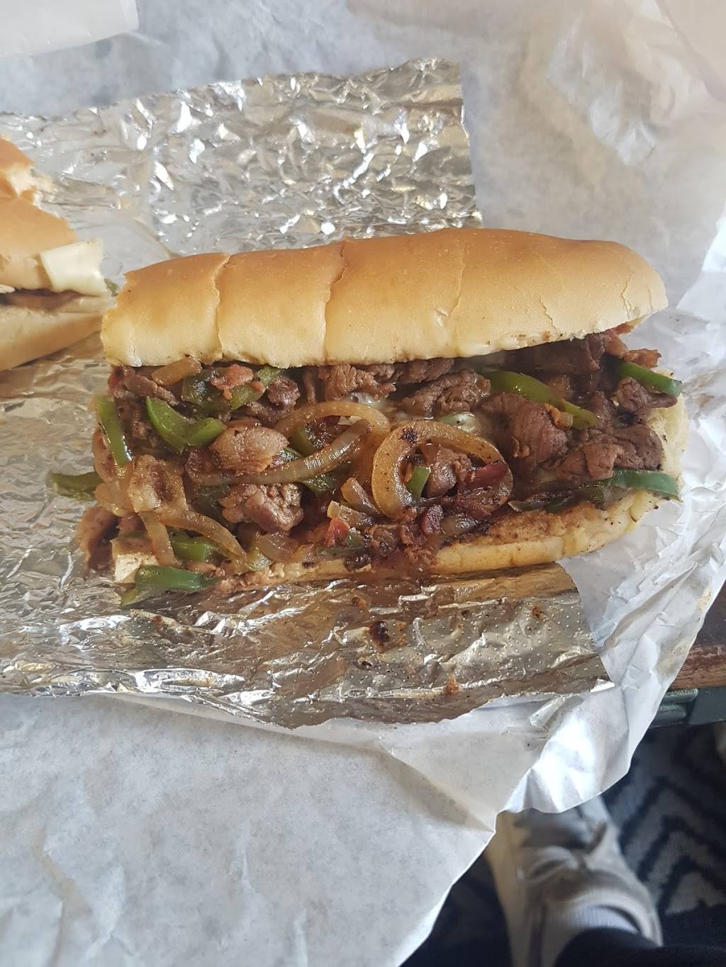 Vitos Restaurant & Pizzeria | restaurant | 48 A King St E, Colborne, ON K0K 1S0, Canada | 9053553222 OR +1 905-355-3222