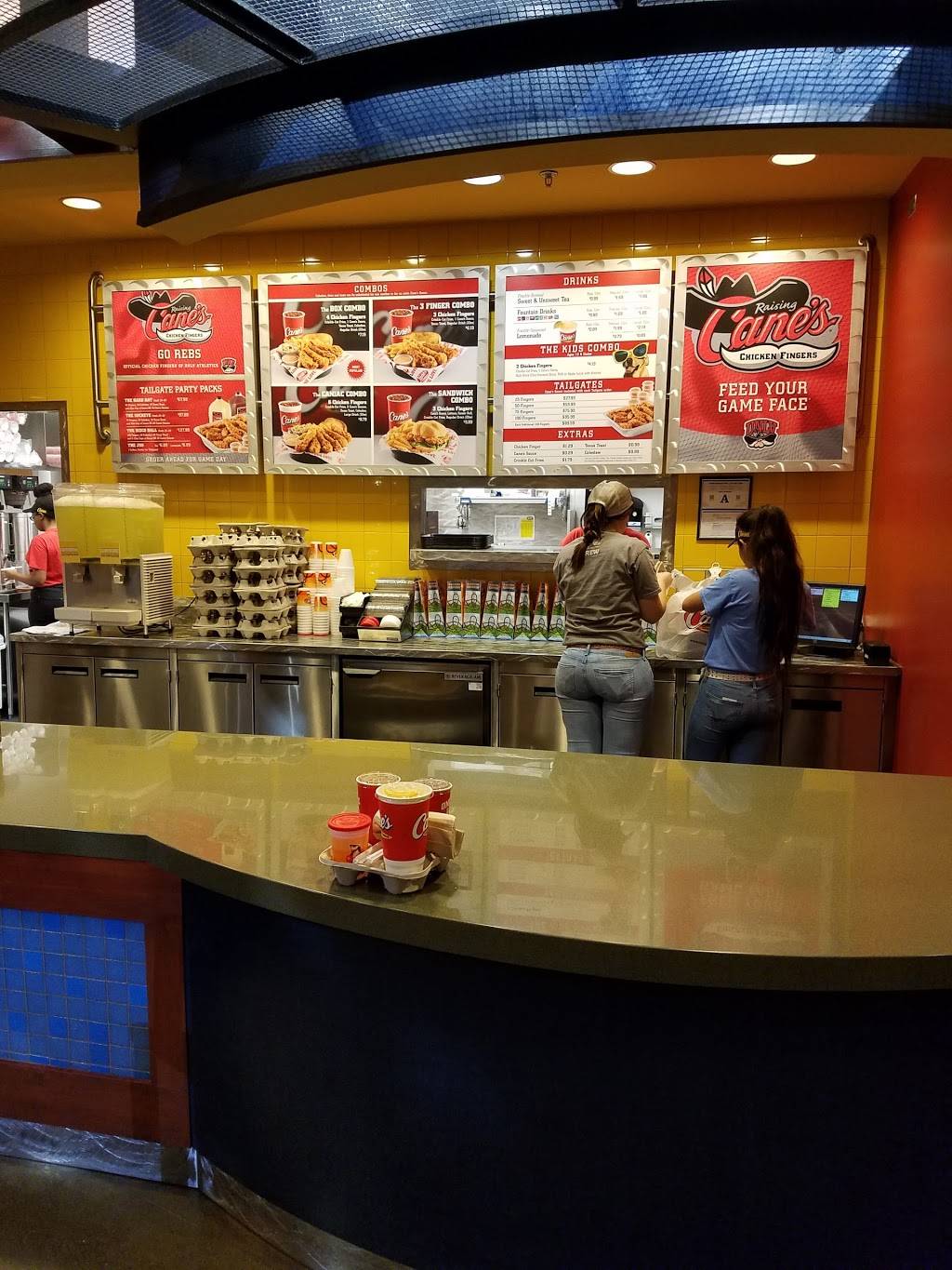 Raising Canes | meal takeaway | 10050 W Sahara Ave, Las Vegas, NV 89117, USA | 7024892555 OR +1 702-489-2555
