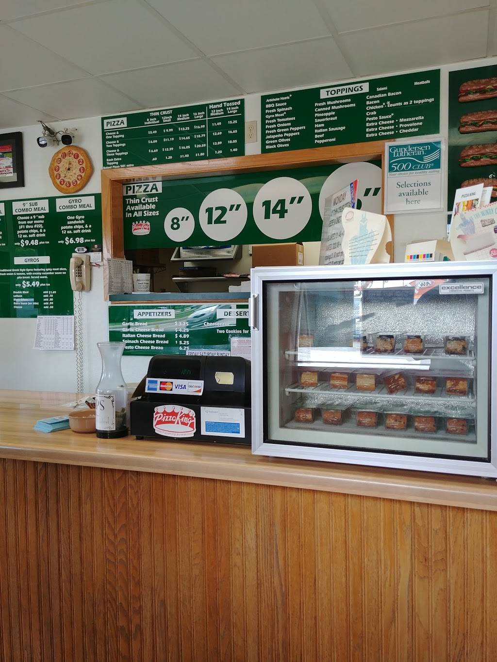 Pizza King LaCrosse | meal takeaway | 2929 South Ave, La Crosse, WI 54601, USA | 6087881926 OR +1 608-788-1926