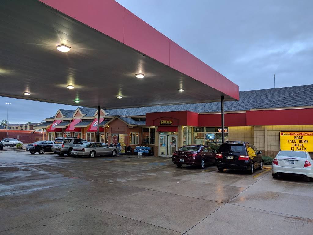 Pilot Travel Center | restaurant | 1701 W Ashley Rd, Boonville, MO 65233, USA | 6608829120 OR +1 660-882-9120