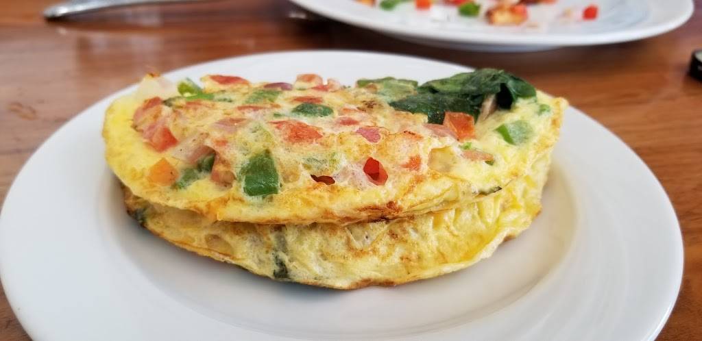 LakeHouse | restaurant | 1 Grand Cypress Blvd, Orlando, FL 32836, USA | 4072394240 OR +1 407-239-4240