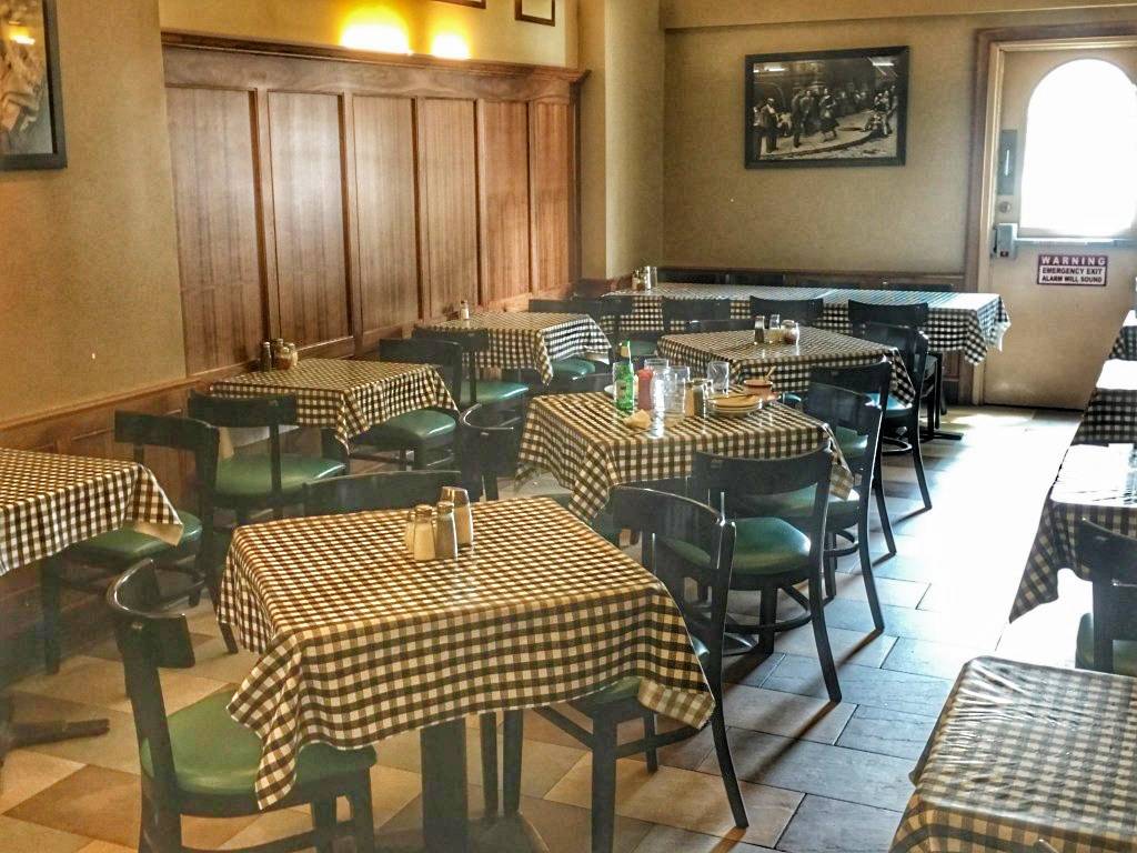 Mama Santas | restaurant | 12301 Mayfield Rd, Cleveland, OH 44106, USA | 2164212159 OR +1 216-421-2159