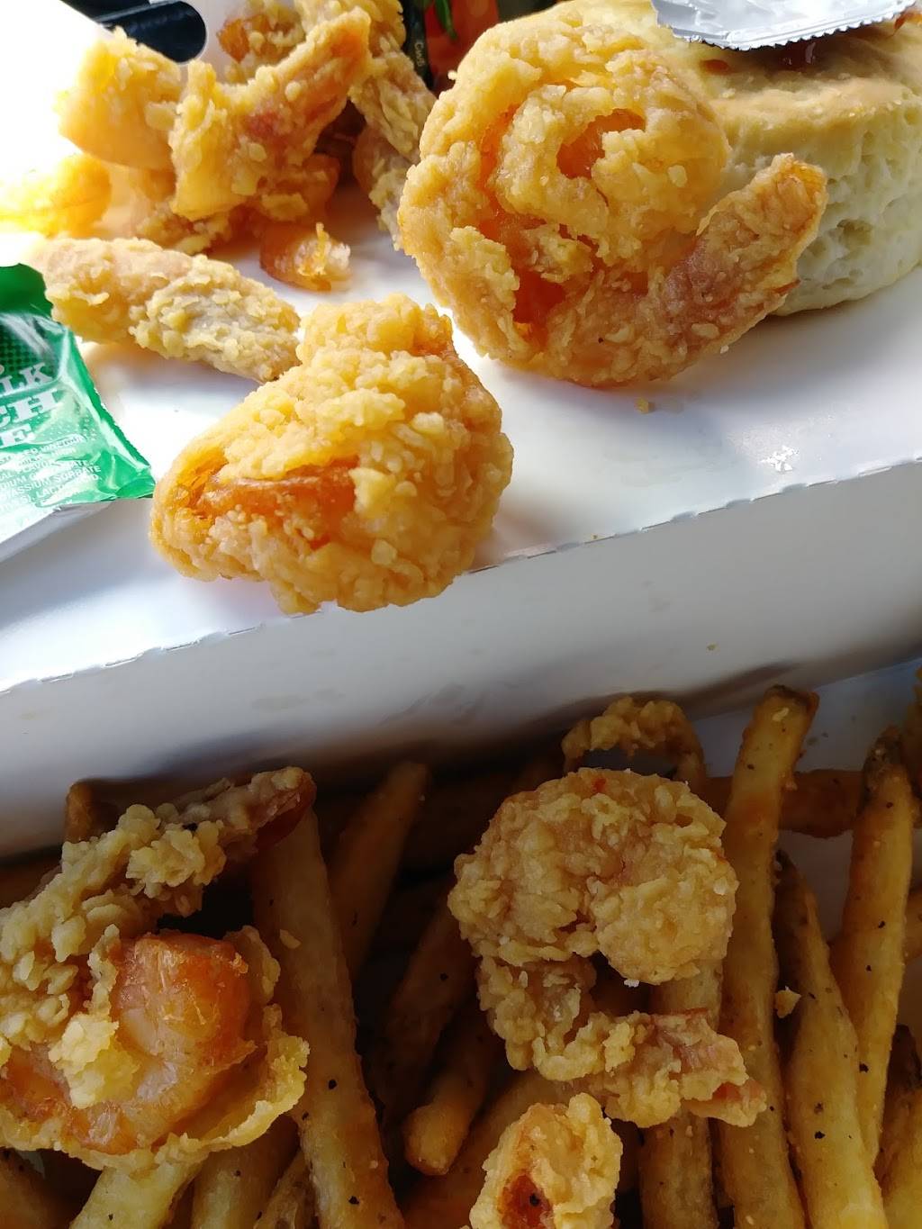 Popeyes Louisiana Kitchen | restaurant | 3501 El Camino Ave, Sacramento, CA 95821, USA | 9166962428 OR +1 916-696-2428