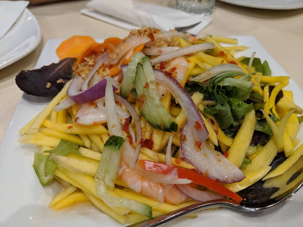 Ben Thanh | restaurant | 2080 Appleby Line, Burlington, ON L7L 6M6, Canada | 9053360188 OR +1 905-336-0188