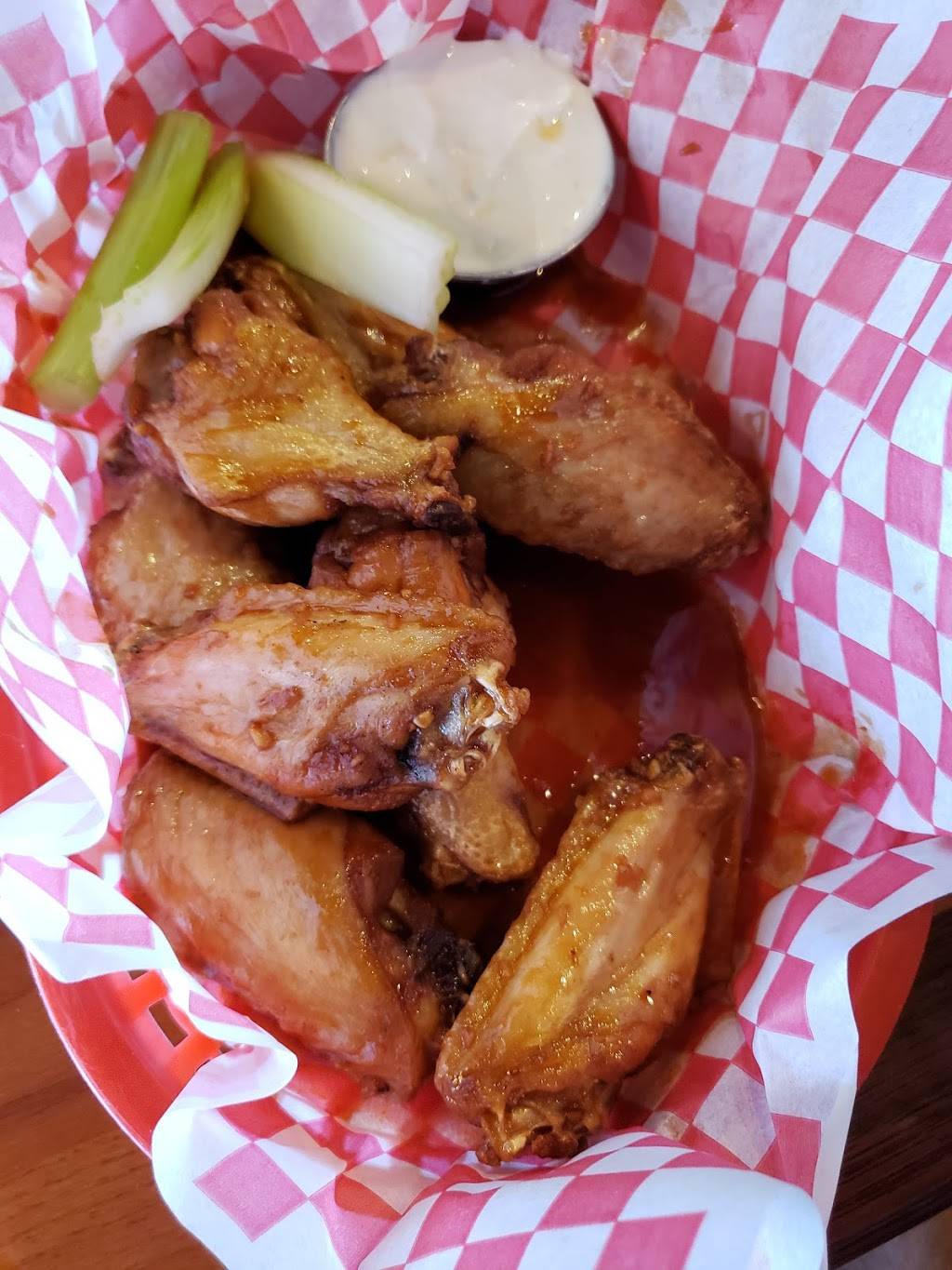 Wunderbar Sports Bar & Grill | restaurant | 4995 SW 148th Ave, Davie, FL 33331, USA | 9545309215 OR +1 954-530-9215