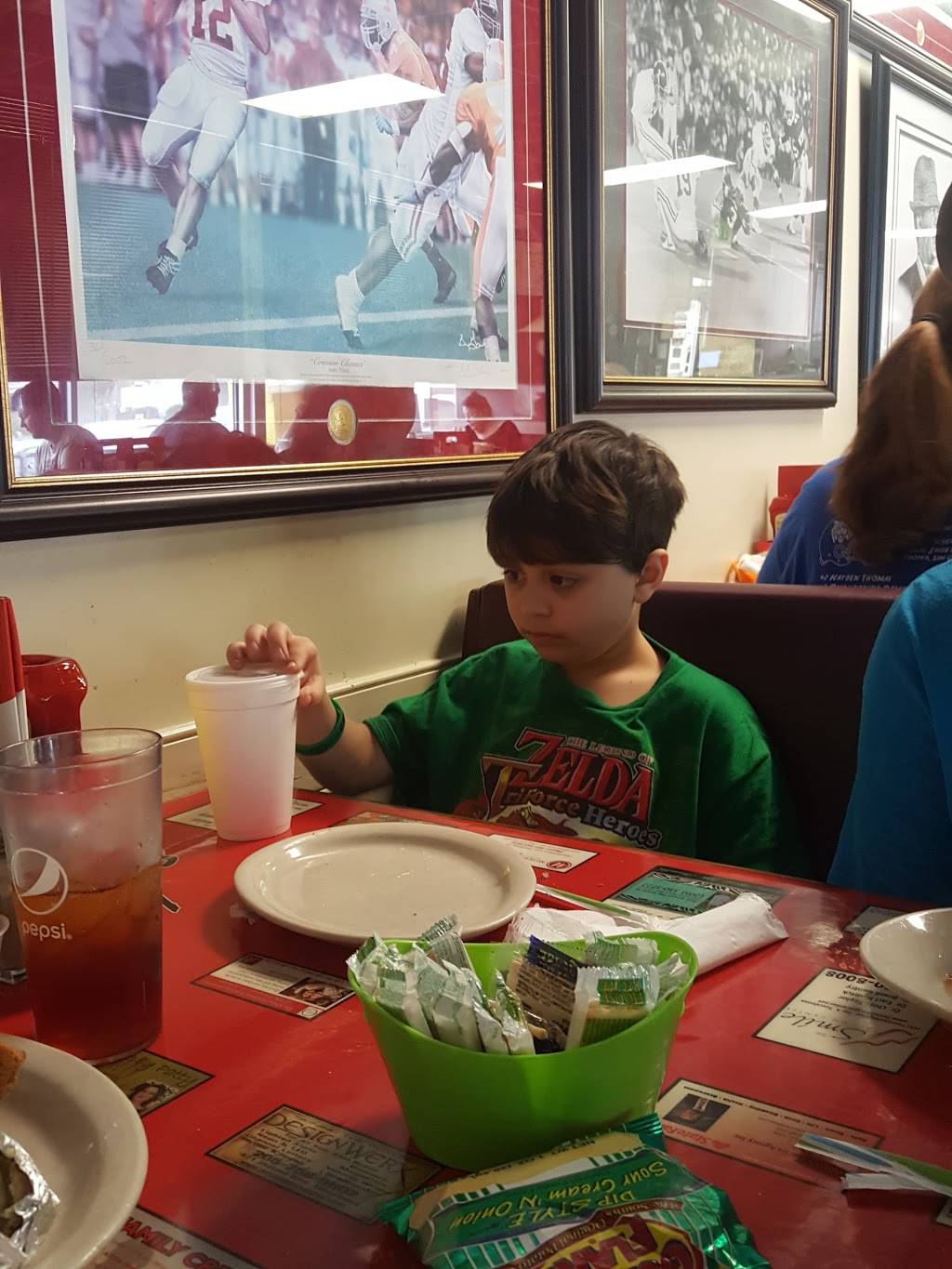 Buddys Rib & Steak | restaurant | 2701 Lurleen B Wallace Blvd, Northport, AL 35476, USA | 2053394885 OR +1 205-339-4885