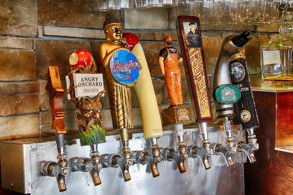 Beef O Bradys | restaurant | 1410 Rock Springs Rd, Apopka, FL 32712, USA | 4078806777 OR +1 407-880-6777