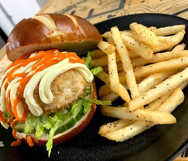 Food Motivated | restaurant | 243 Hubbard St, Allegan, MI 49010, USA | 2695127016 OR +1 269-512-7016