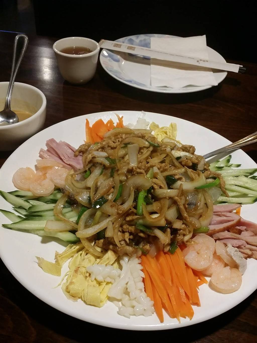 荔栈 | restaurant | 29505 W Nine Mile Rd, Farmington Hills, MI 48336, USA | 2488886866 OR +1 248-888-6866