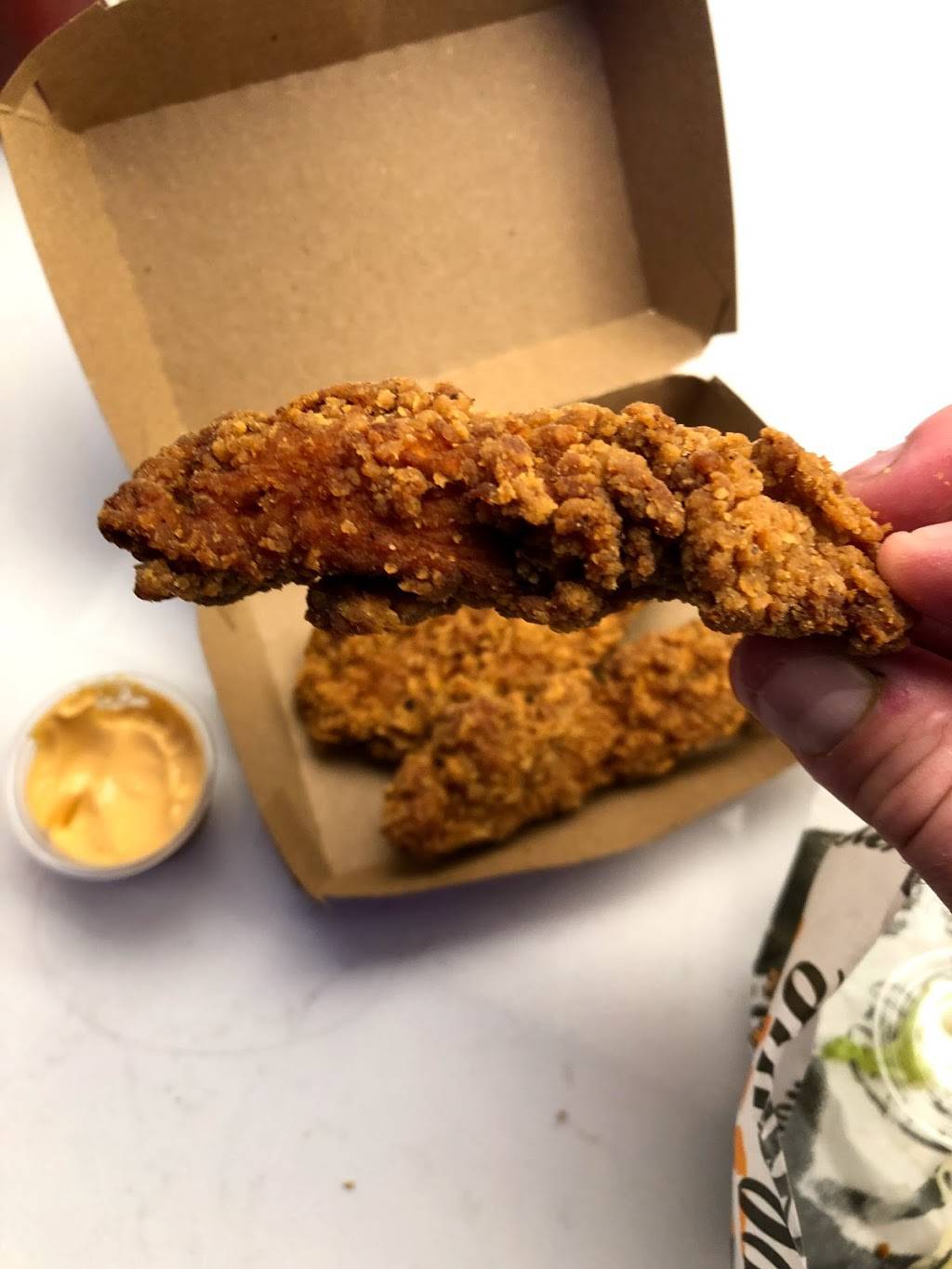 Harveys | restaurant | Market Place, 13008 Yonge St, Richmond Hill, ON L4E 3S8, Canada | 9057731988 OR +1 905-773-1988