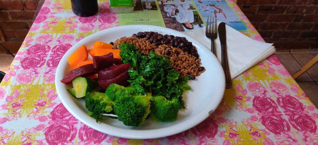 Casa de Maria | restaurant | 16 Green St, Newark, NJ 07102, USA | 8622353685 OR +1 862-235-3685