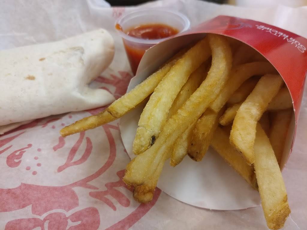 Wendys | restaurant | 2330 Madison St, Clarksville, TN 37043, USA | 9315513414 OR +1 931-551-3414