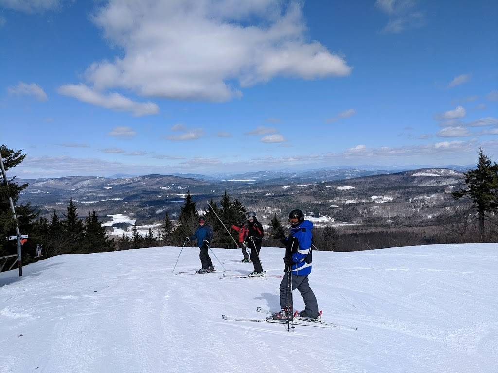 Ragged Mountain Resort | restaurant | 620 Ragged Mountain Rd, Danbury, NH 03230, USA | 6037683600 OR +1 603-768-3600