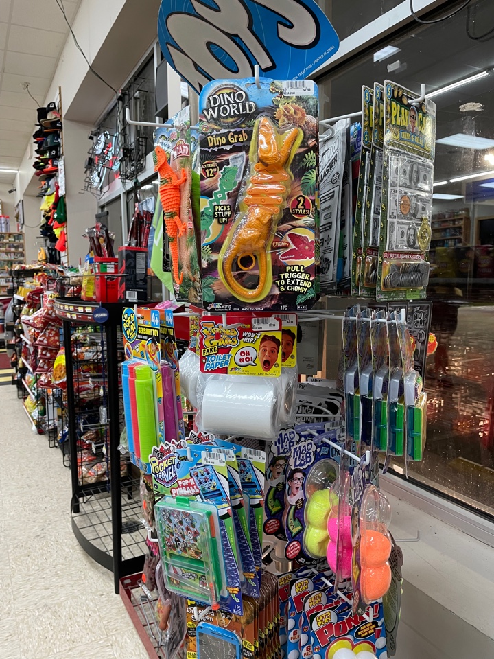 Busy Bee , Gas Station | restaurant | 3005 Lake St, Lake Charles, LA 70601, USA | 3374773503 OR +1 337-477-3503