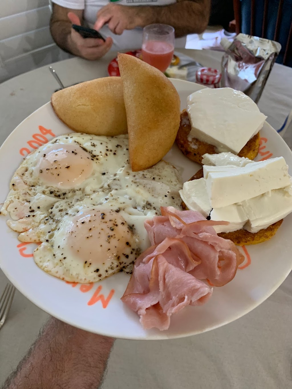 Gourmet Antojitos LLC | restaurant | 544 North Ave, Weston, MA 02493, USA | 8573020767 OR +1 857-302-0767