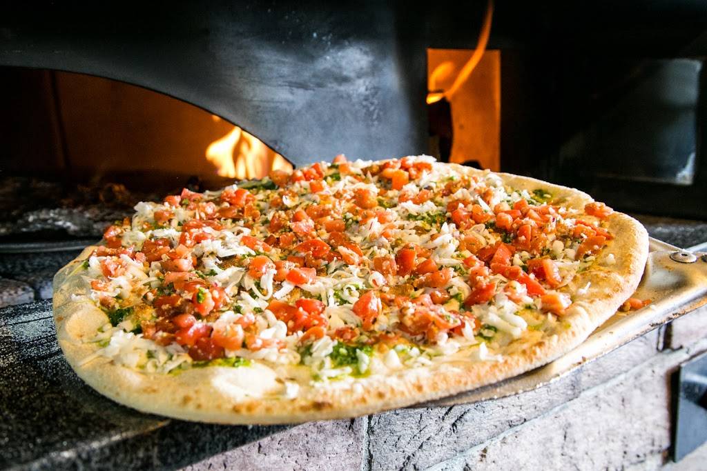 Stone Fired Pizza | restaurant | 627 Hoffner Ave, Edgewood, FL 32809, USA | 4077303473 OR +1 407-730-3473