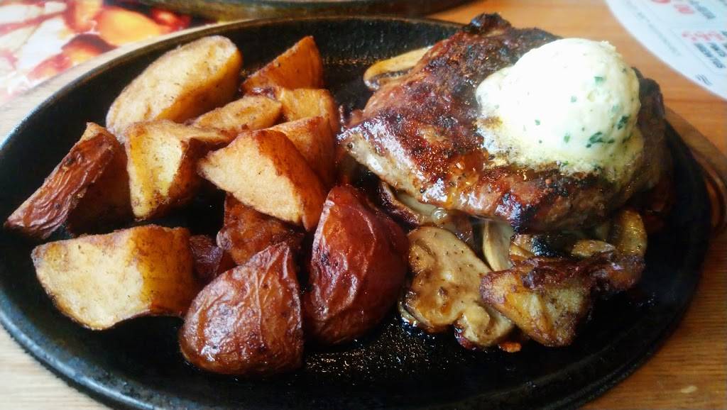 Applebees Grill + Bar | restaurant | 2105 N Squirrel Rd, Auburn Hills, MI 48326, USA | 2483734659 OR +1 248-373-4659