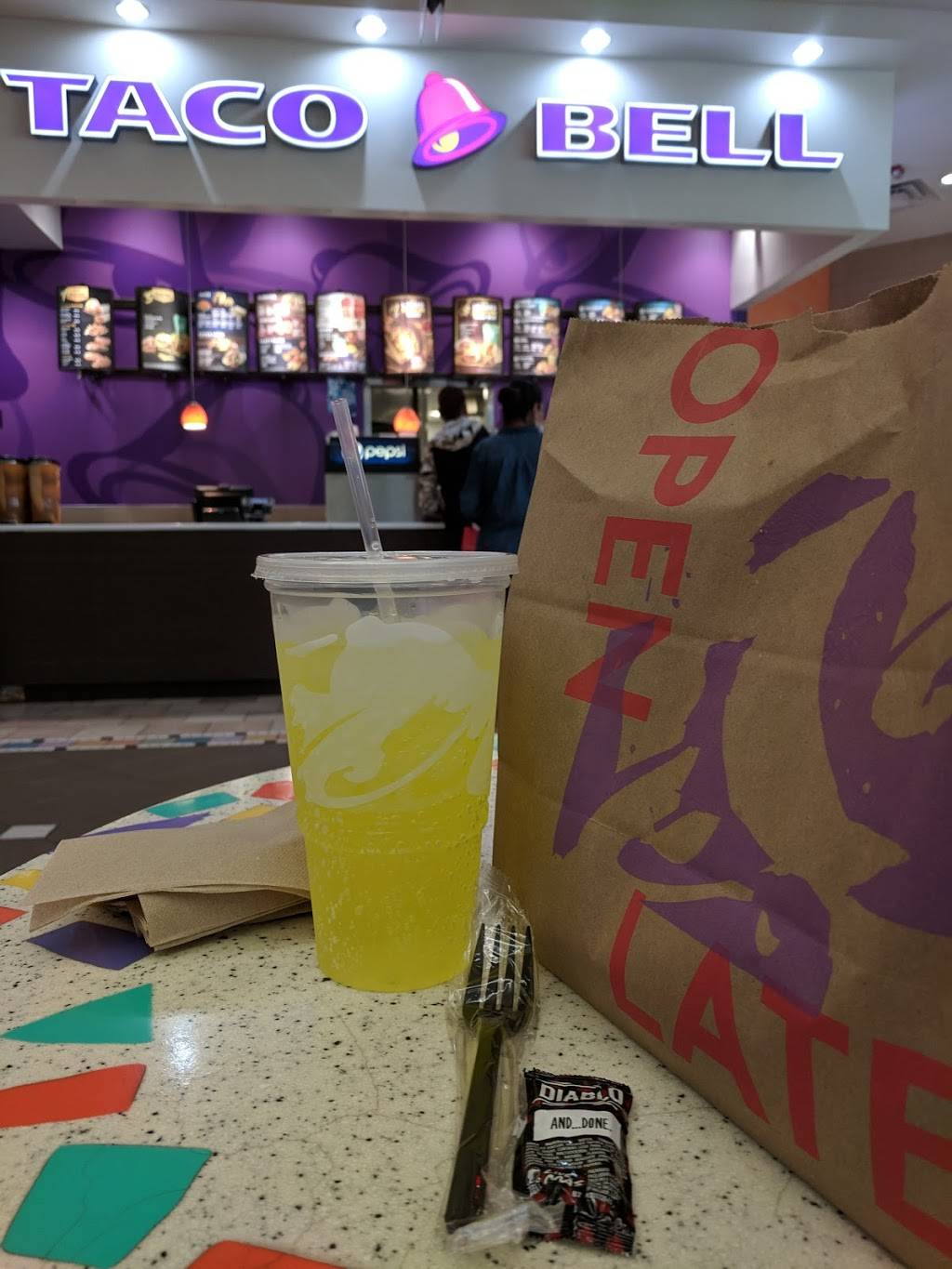 Taco Bell | restaurant | 849 E Commerce St, San Antonio, TX 78205, USA | 2102238000 OR +1 210-223-8000