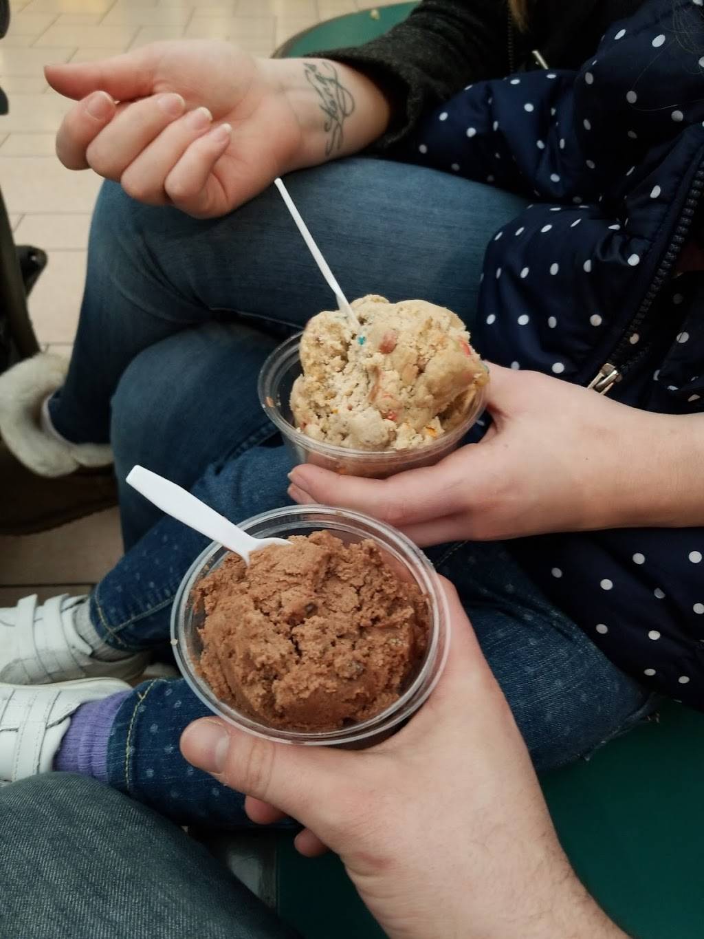 Dough Life | restaurant | 9090 Destiny USA Dr, Syracuse, NY 13290, USA | 7166842001 OR +1 716-684-2001