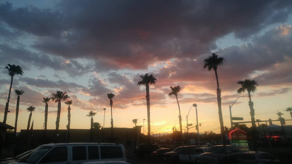 Dylans Grill and Pub | restaurant | 4401 E Sunset Rd, Henderson, NV 89014, USA | 7025471981 OR +1 702-547-1981