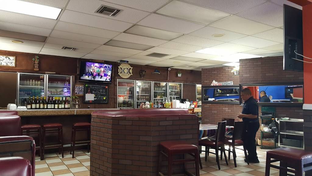 El Mundo De Mariscos | restaurant | 2936 Oceanside Blvd, Oceanside, CA 92054, USA | 7602317355 OR +1 760-231-7355