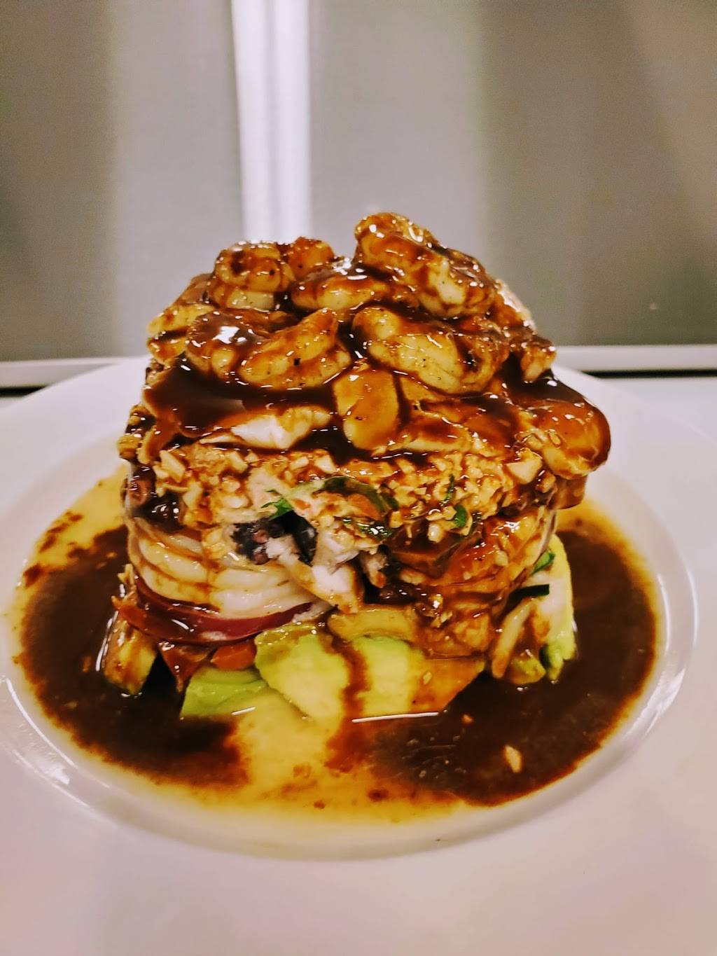 Tenoch Urban Kitchen & Bar | restaurant | 319 N Hamilton St, Dalton, GA 30720, USA | 7066711009 OR +1 706-671-1009