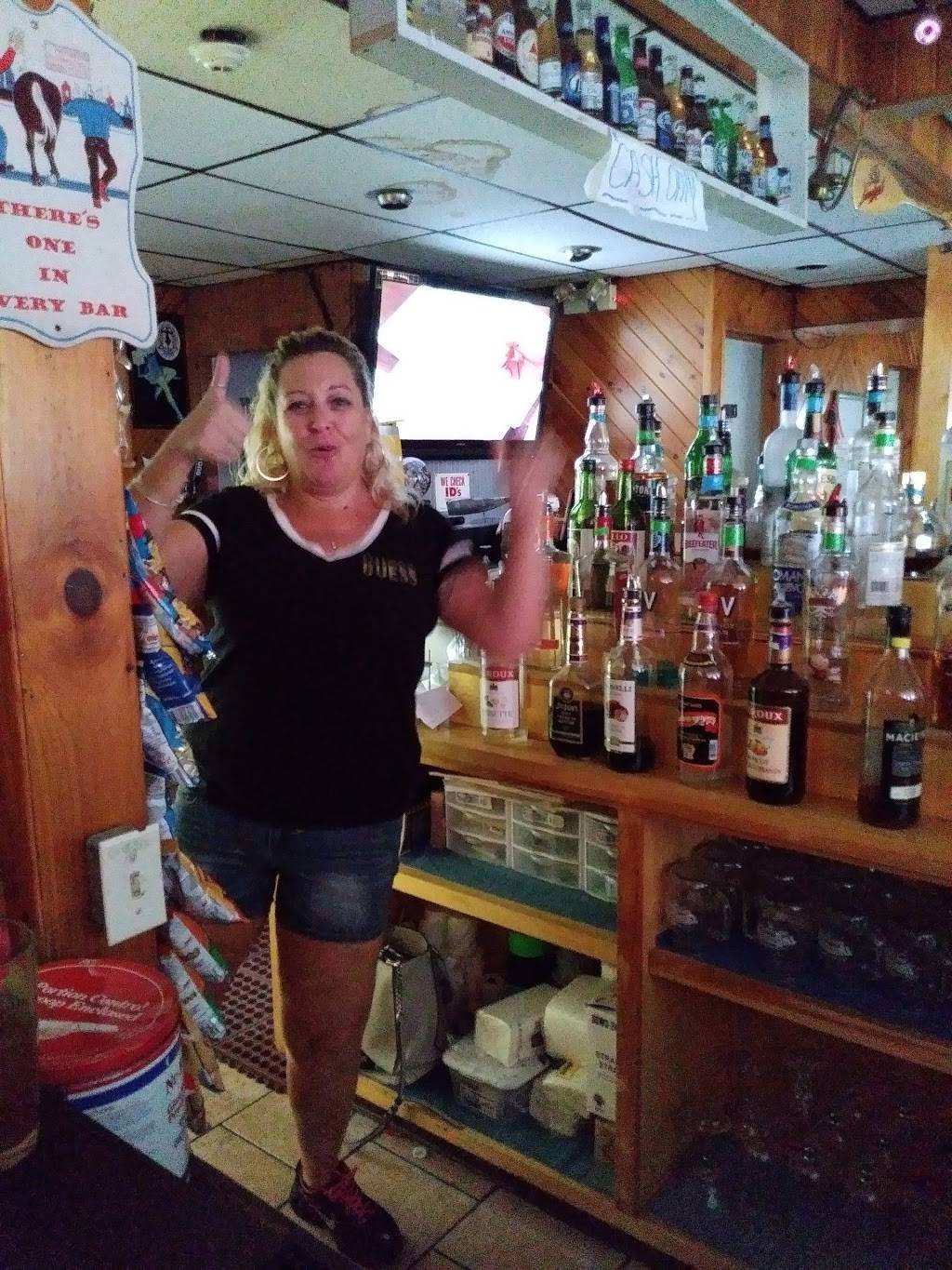 The Happy Clam Bar & Grill | restaurant | 378 Ocean Grove Ave, Swansea, MA 02777, USA | 5086463849 OR +1 508-646-3849