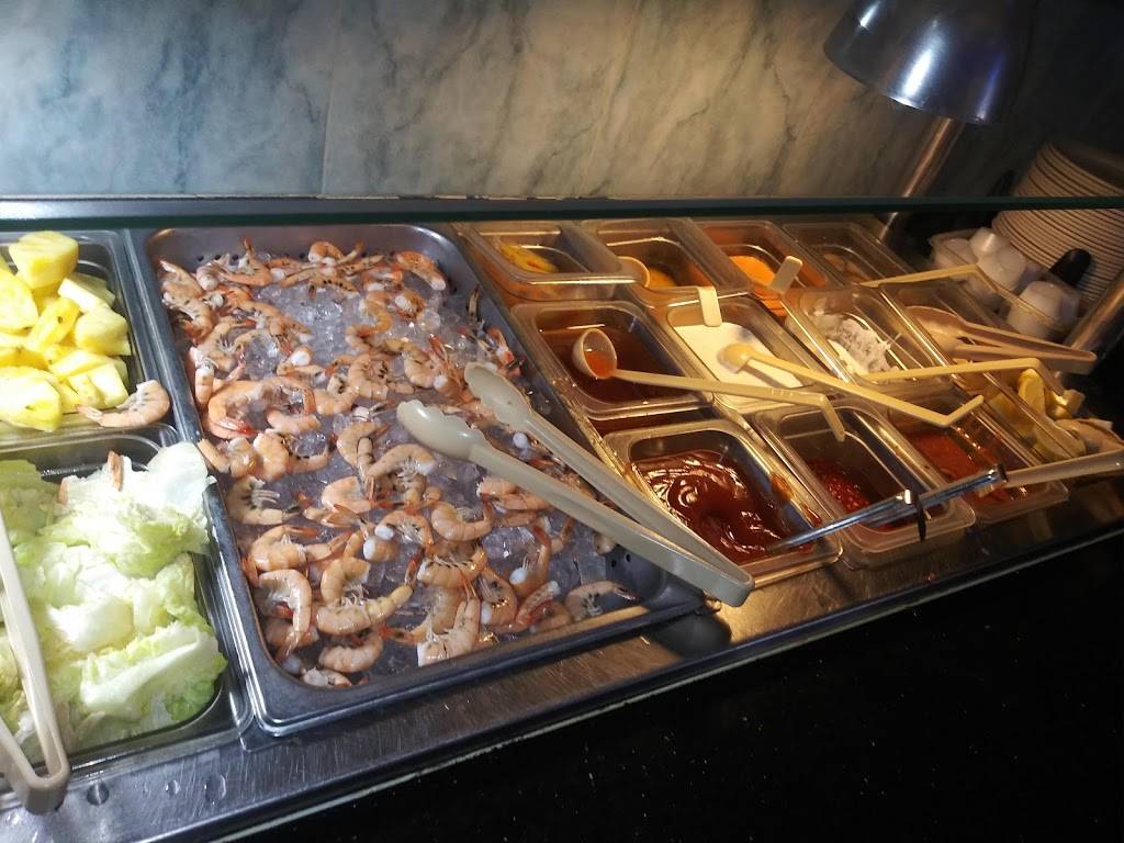 Golden Dragon Buffet & Grill | restaurant | 25-75 Frontage Rd, East Haven, CT 06512, USA | 2034680333 OR +1 203-468-0333